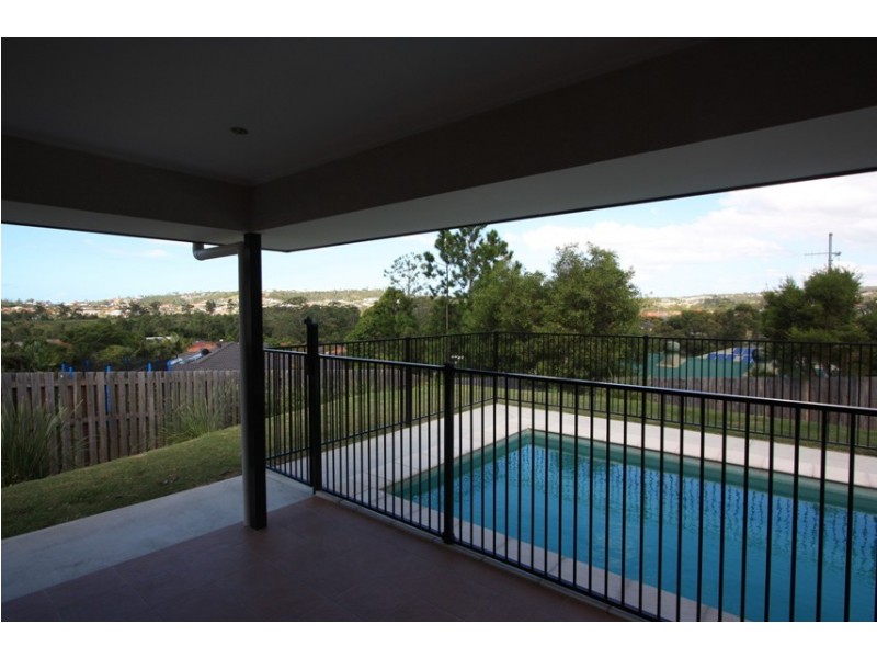 19 FLAMETREE CRES, Maudsland QLD 4210