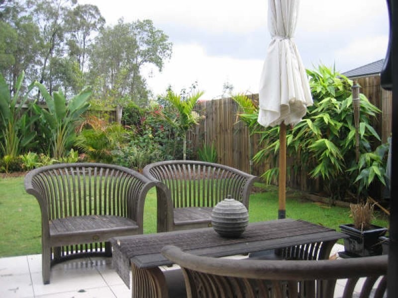 1/5 DINE ST, Upper Coomera QLD 4209