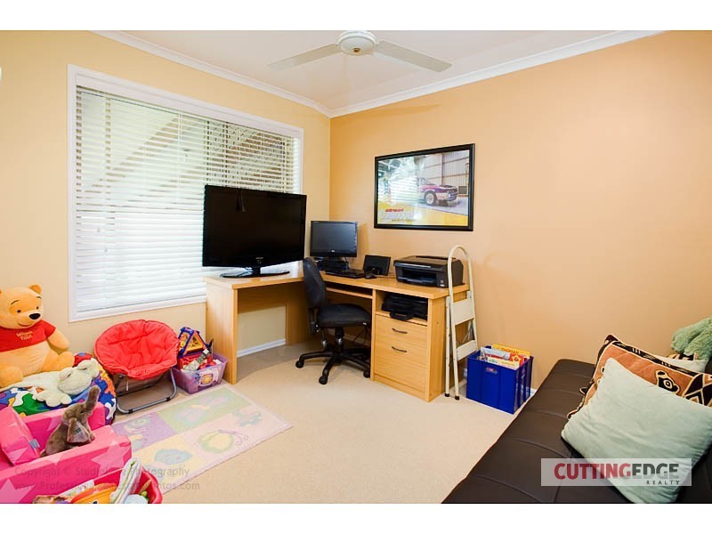 180 Universal Drive, Oxenford QLD 4210