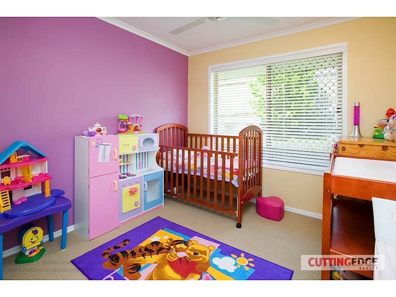 180 Universal Drive, Oxenford QLD 4210