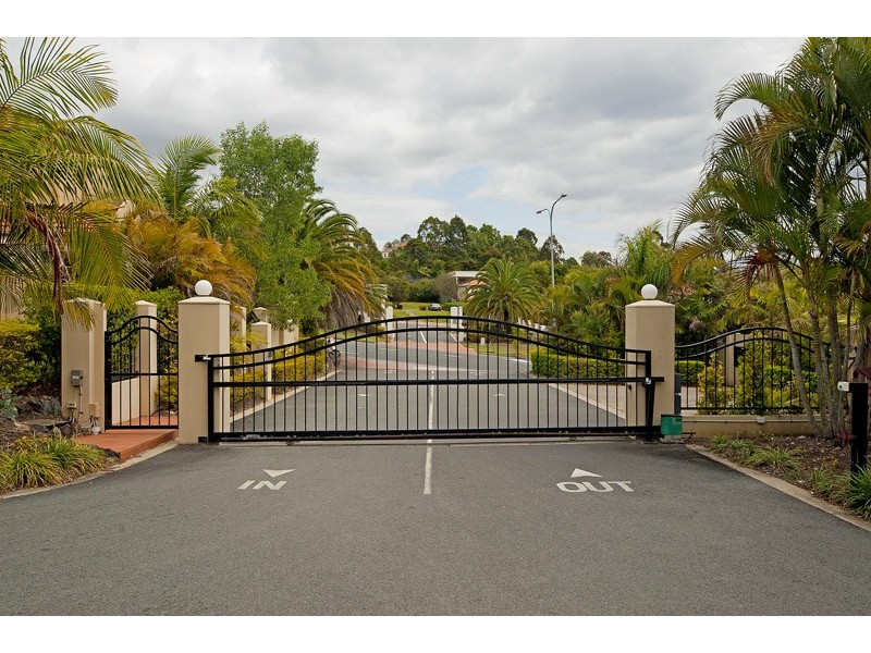 1 studio dr, Pacific Pines QLD 4211