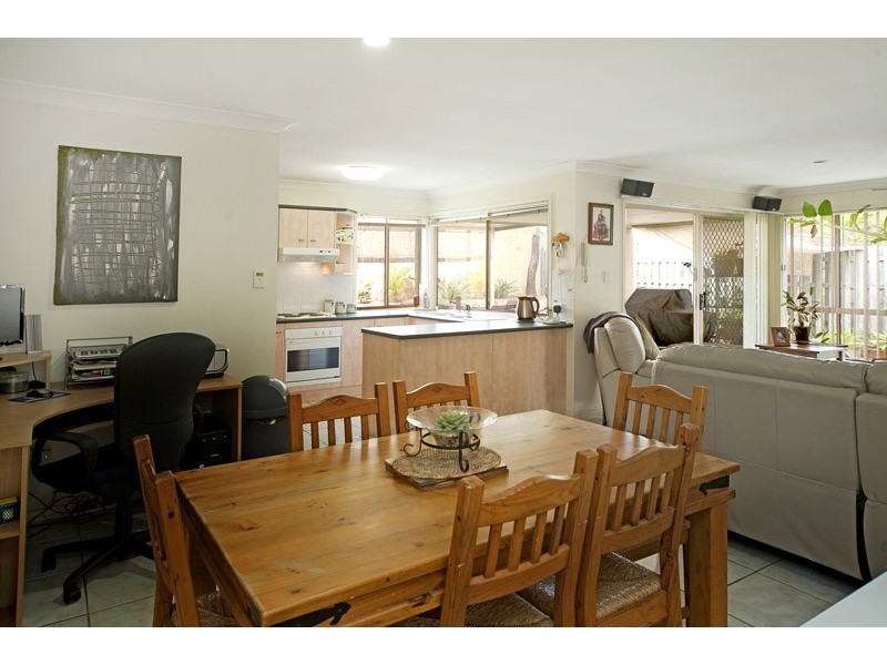 1 studio dr, Pacific Pines QLD 4211