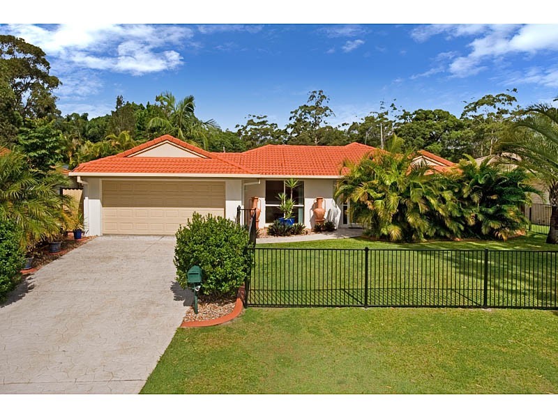 6 NAVUA COURT, Pacific Pines QLD 4211