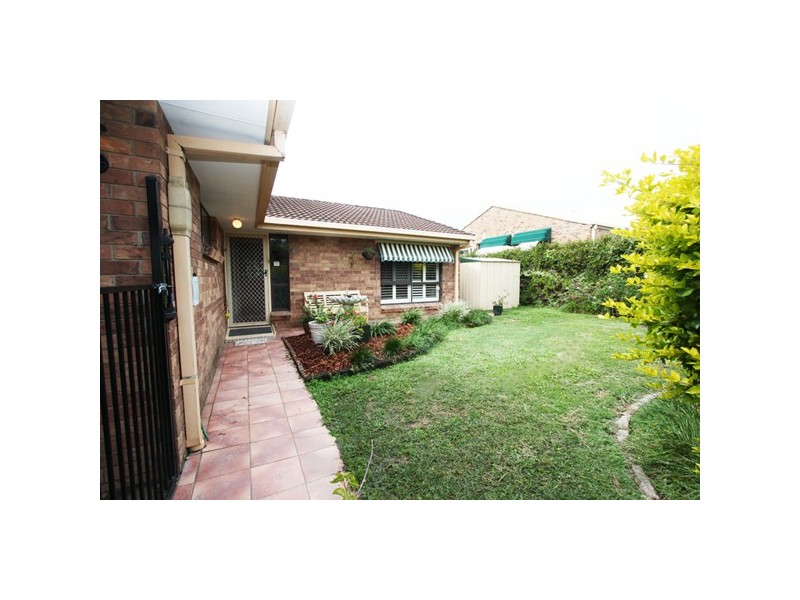 1/11 Hollywood Place, Oxenford QLD 4210