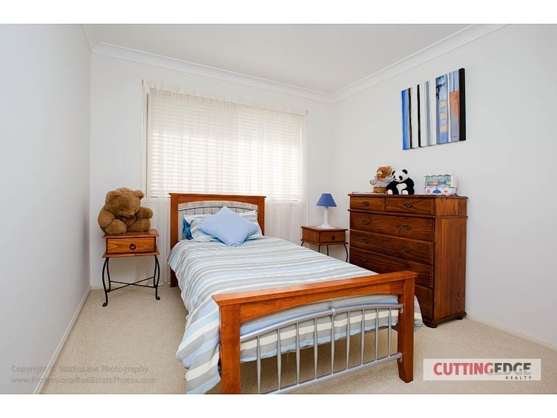 10 Wunburra Circle, Pacific Pines QLD 4211