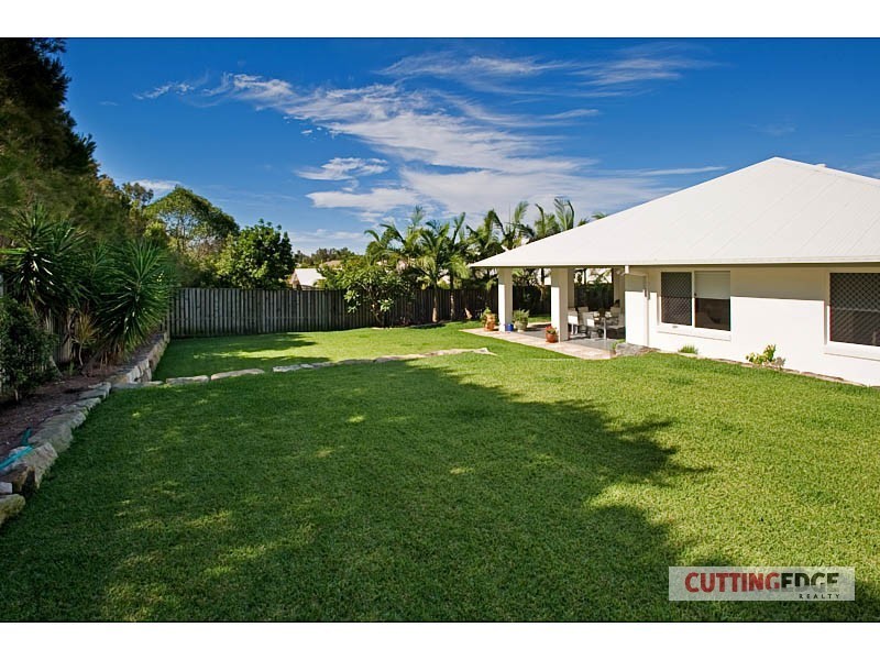 16 PATHFINDER RD, Coomera Waters QLD 4209