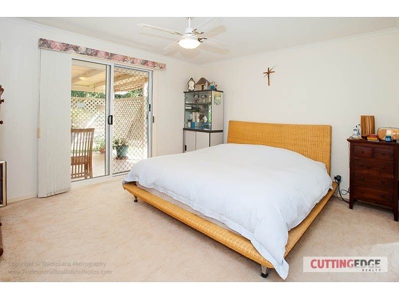 12 Mussau Street, Pacific Pines QLD 4211