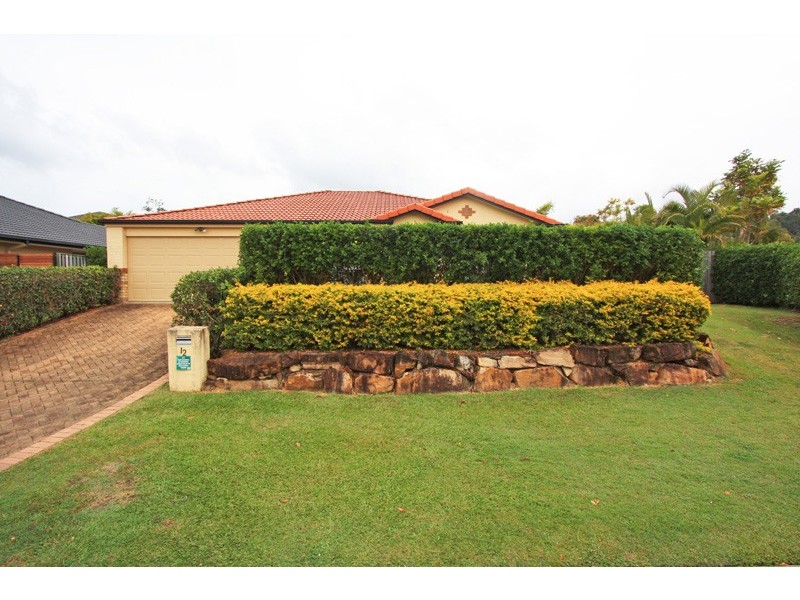 12 CATCHLOVE ST, Maudsland QLD 4210