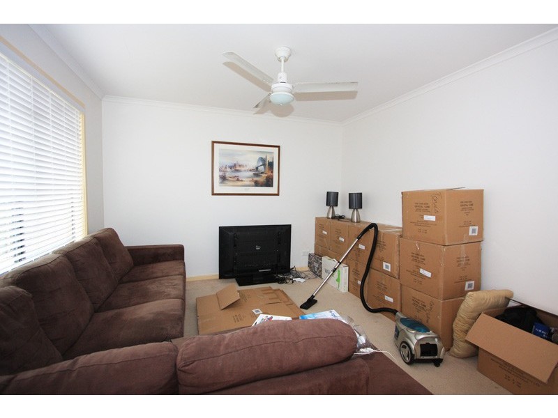 12 CATCHLOVE ST, Maudsland QLD 4210