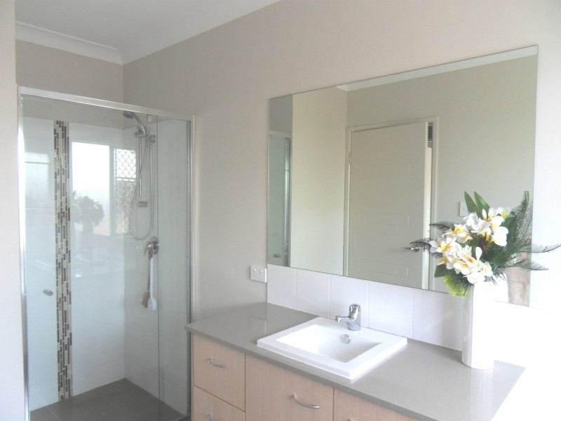 79 WUNBURRA CIRCLE, Pacific Pines QLD 4211