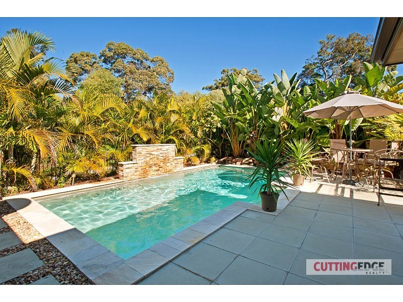 4 GARAWARRA CRES, Upper Coomera QLD 4209