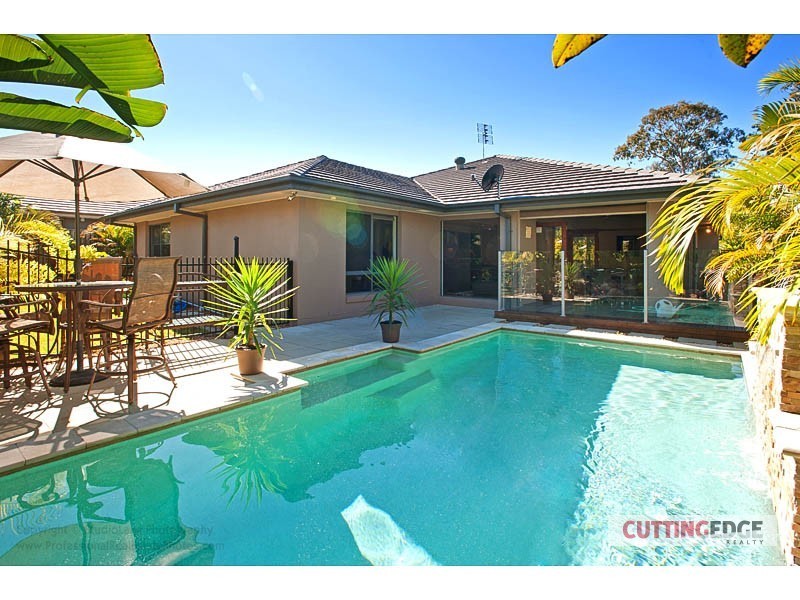 4 GARAWARRA CRES, Upper Coomera QLD 4209