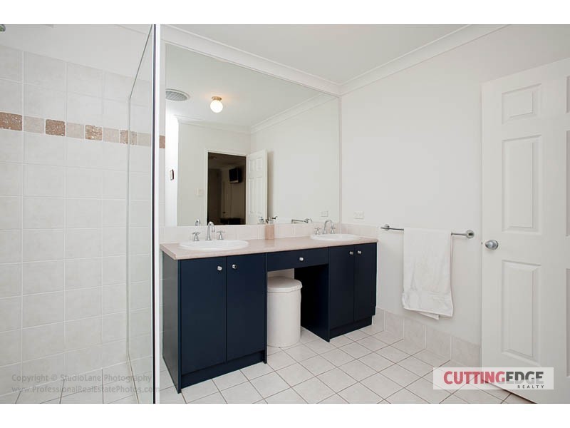 14 Fitzgerald Close, Maudsland QLD 4210