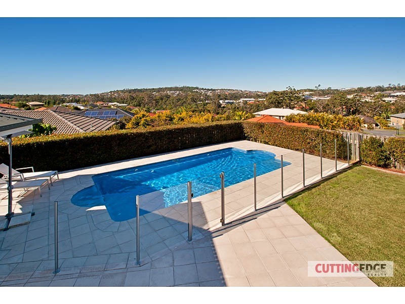 14 Fitzgerald Close, Maudsland QLD 4210