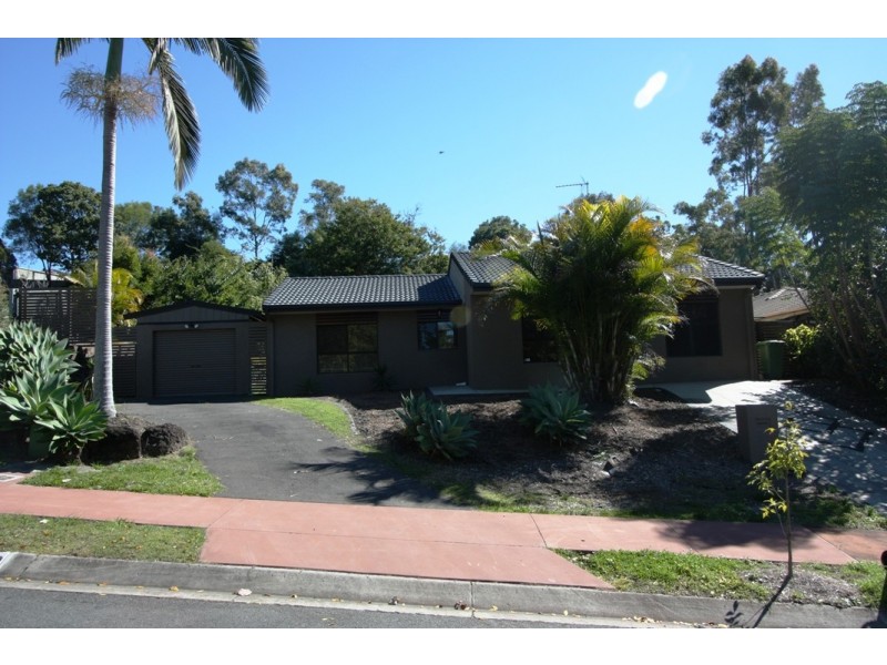 15 Christie Court, Oxenford QLD 4210