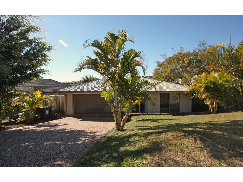 5 STOCKDALE ST, Pacific Pines QLD 4211