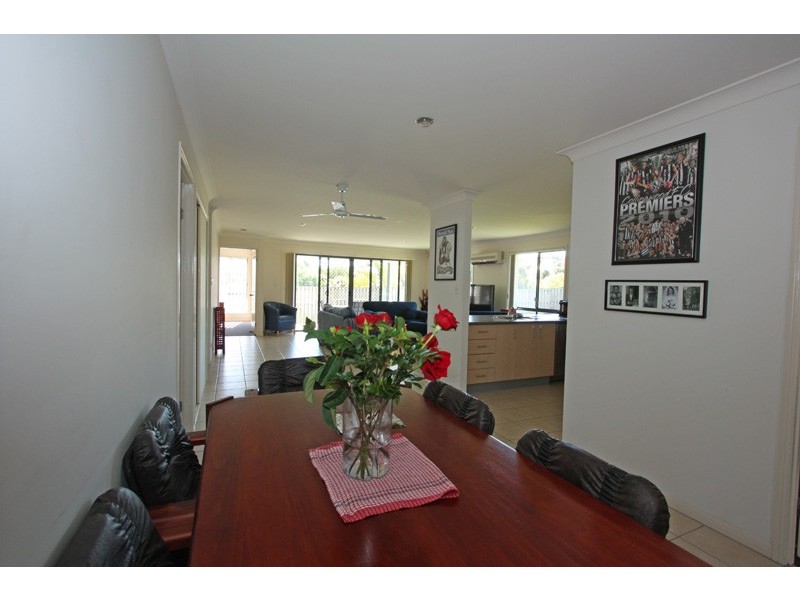 13 STOCKDALE ST, Pacific Pines QLD 4211