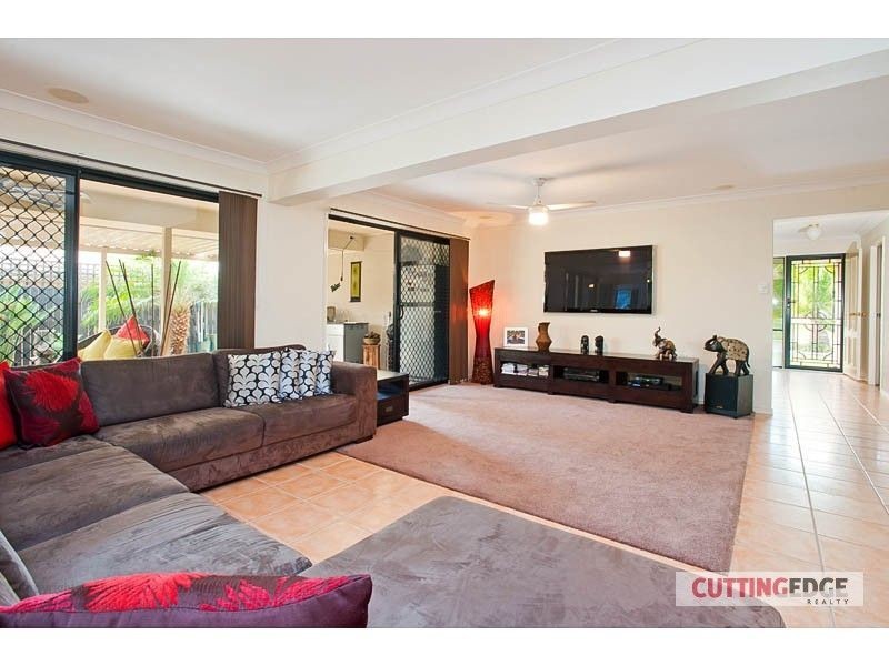 12 Irvine Street, Pacific Pines QLD 4211