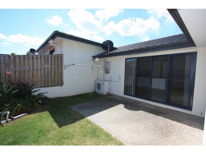 55A WUNBURRA CIRCLE, Pacific Pines QLD 4211