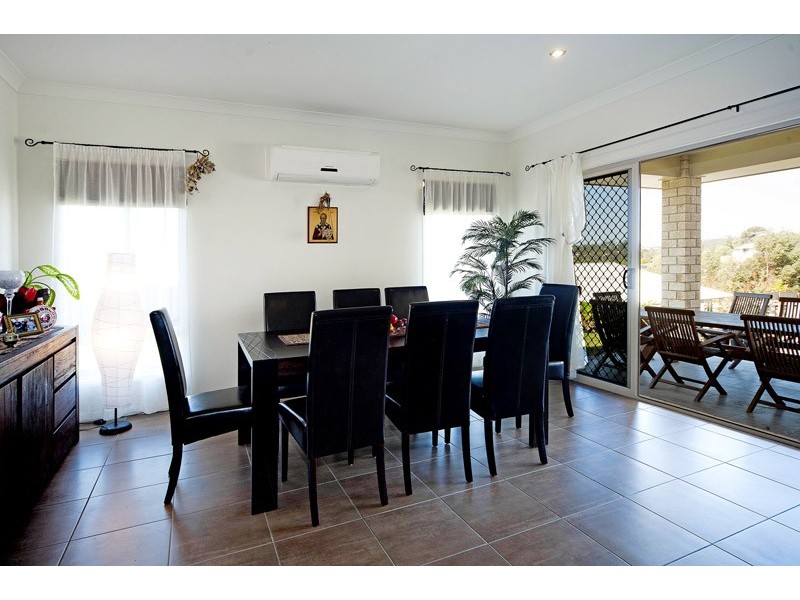 29 Felling Dr, Maudsland QLD 4210