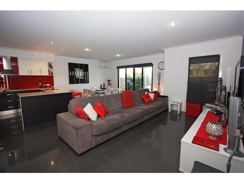 60 Manning Cct, Pacific Pines QLD 4211