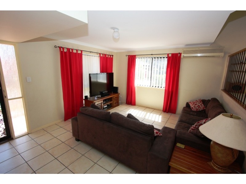 51/141 Pacific Pines Blvd, Pacific Pines QLD 4211