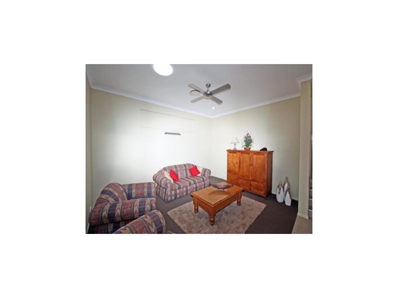 4 Malouf St, Maudsland QLD 4210