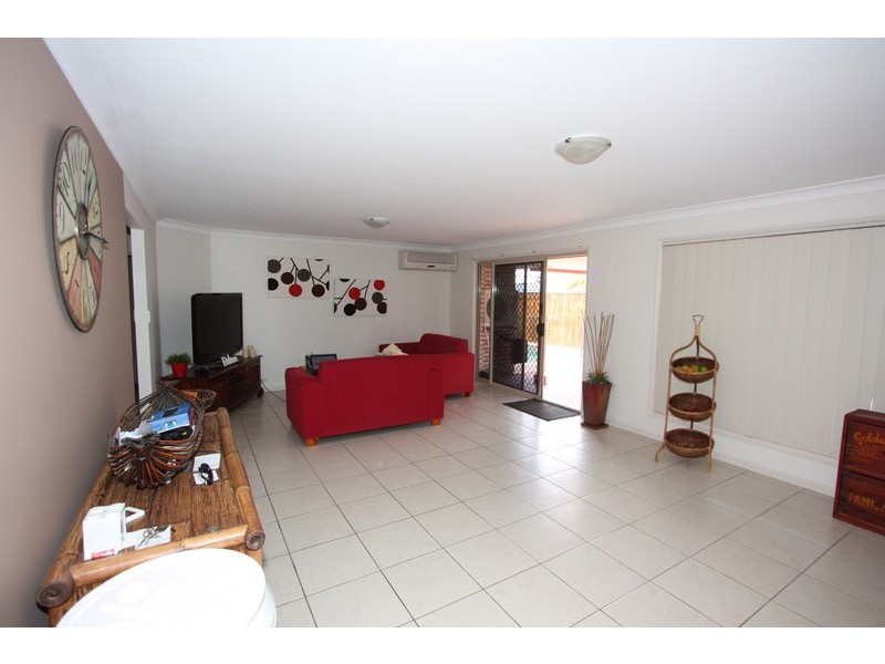 5 Arragan Ct, Pacific Pines QLD 4211