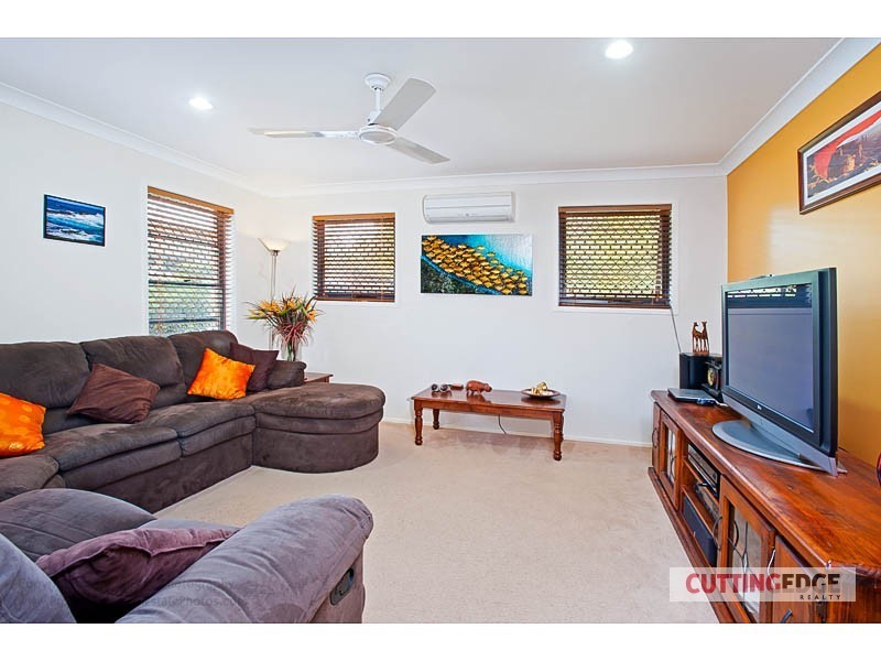 11 Calypso Court, Oxenford QLD 4210