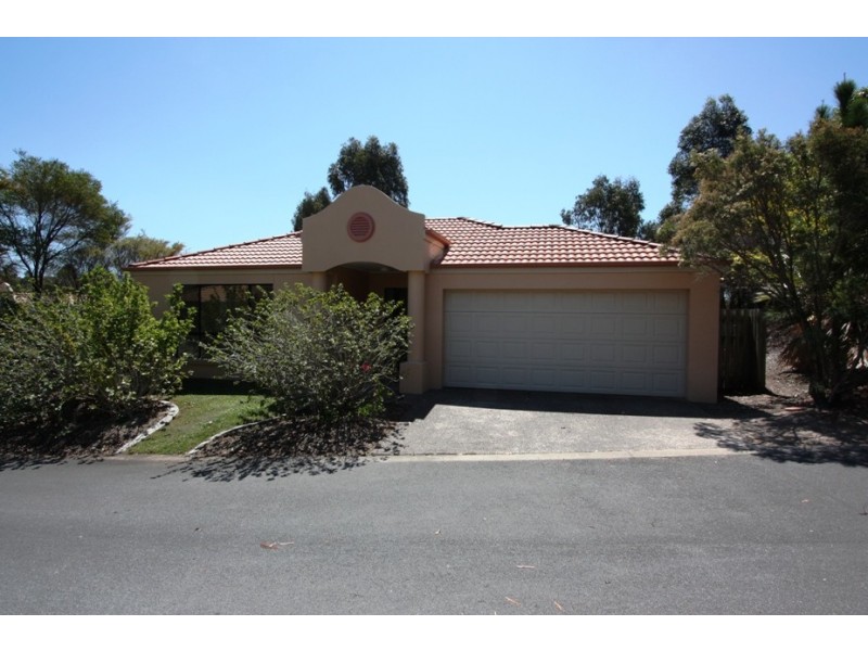 11/1 STUDIO DR, Pacific Pines QLD 4211