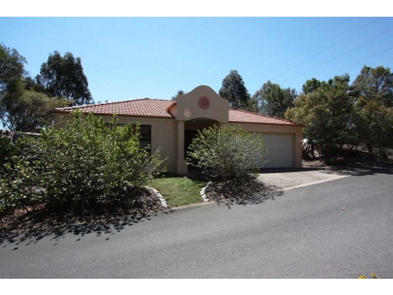 11/1 STUDIO DR, Pacific Pines QLD 4211