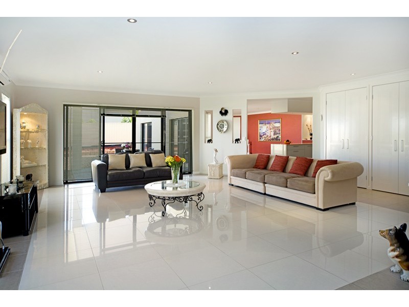10 Torrington St, Upper Coomera QLD 4209
