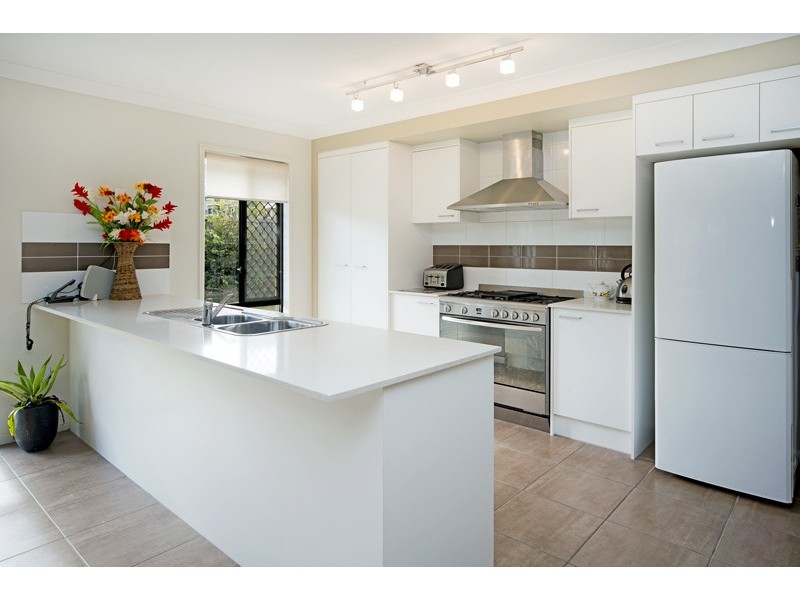 6 Macleay Cct, Upper Coomera QLD 4209