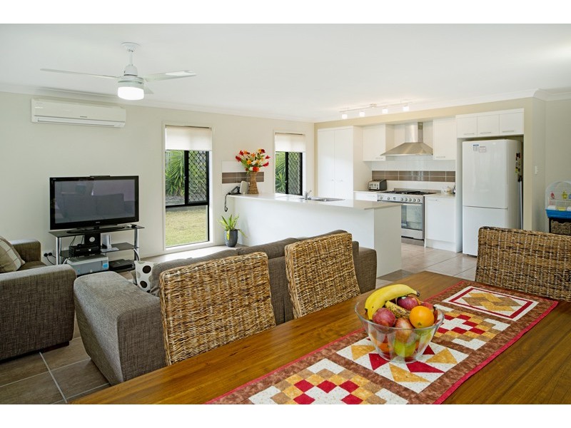 6 Macleay Cct, Upper Coomera QLD 4209