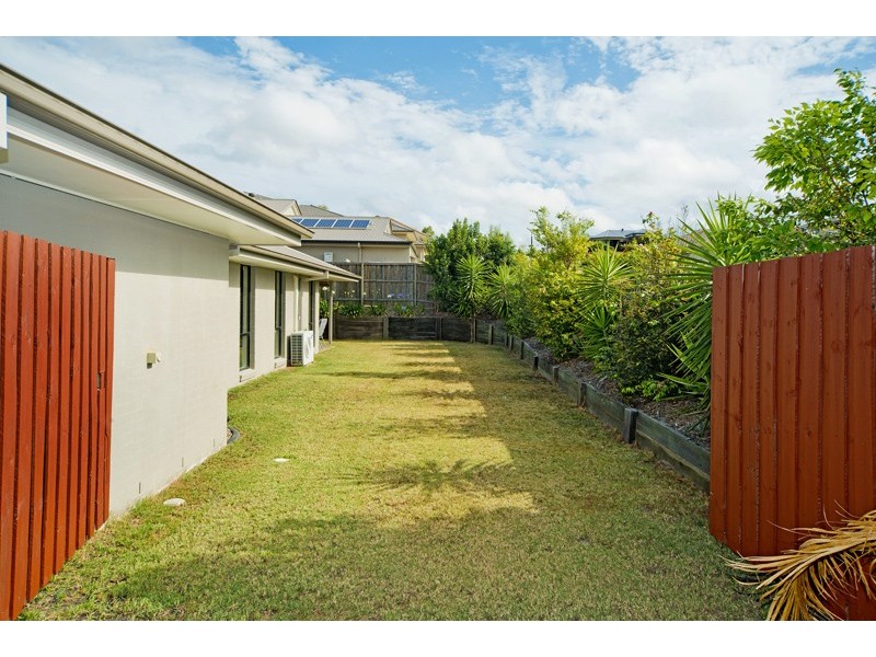 6 Macleay Cct, Upper Coomera QLD 4209