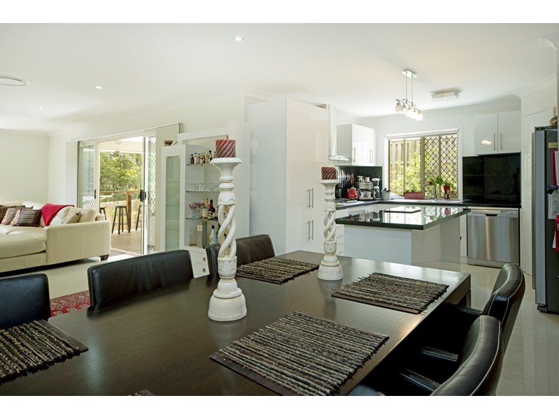 3 PORTIMAO CT, Oxenford QLD 4210