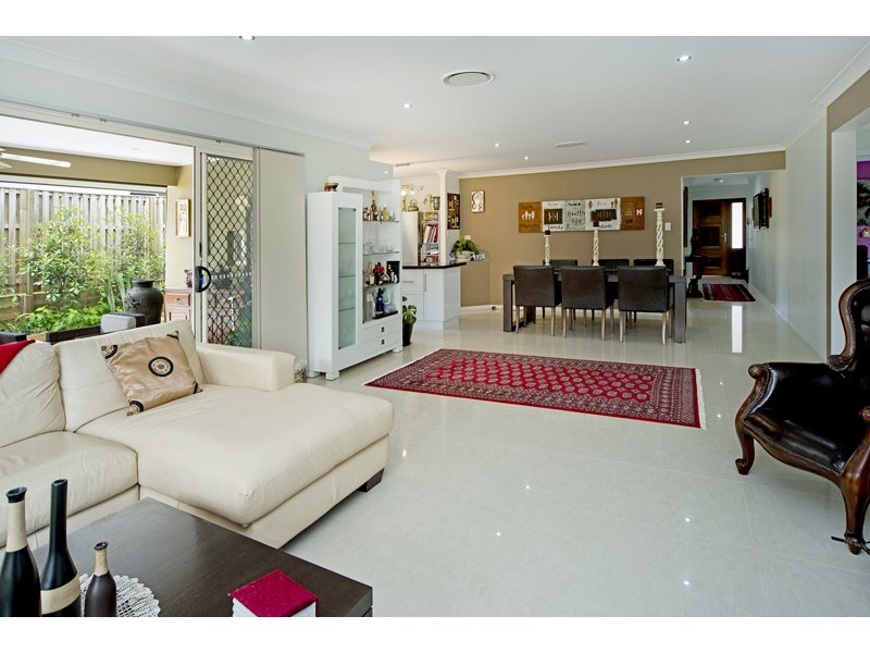 3 PORTIMAO CT, Oxenford QLD 4210