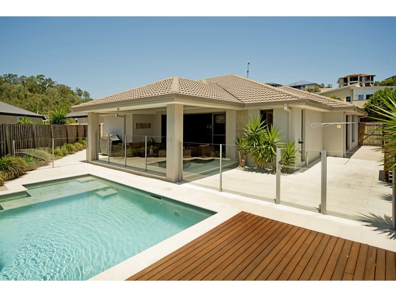 18 ELKINS ST, Pacific Pines QLD 4211