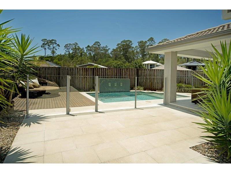 18 ELKINS ST, Pacific Pines QLD 4211