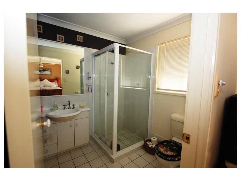 7/1 STUDIO DR, Pacific Pines QLD 4211