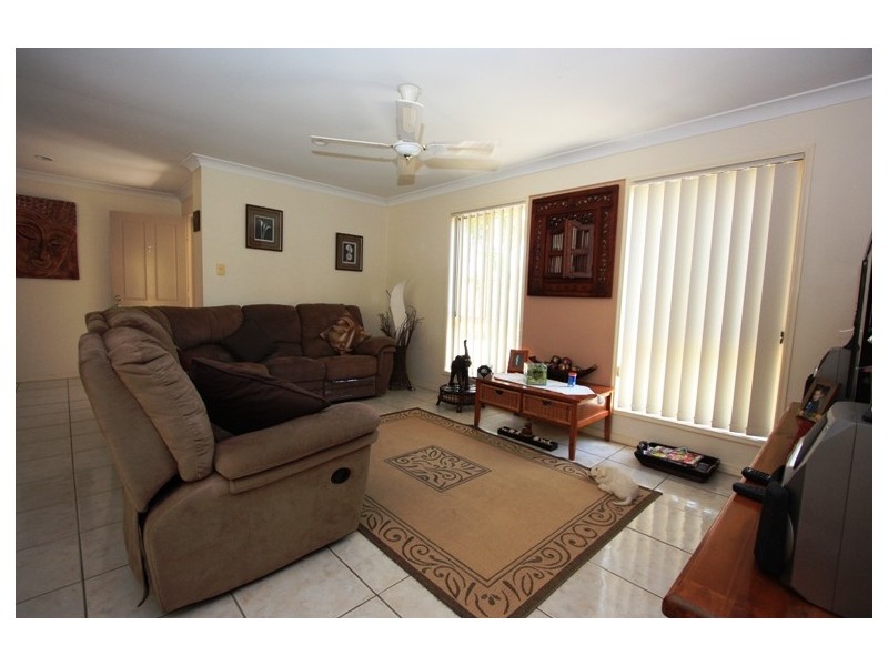 7/1 STUDIO DR, Pacific Pines QLD 4211