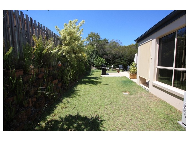 7/1 STUDIO DR, Pacific Pines QLD 4211