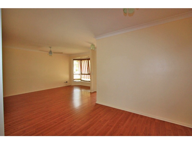 15 Adam St, Oxenford QLD 4210