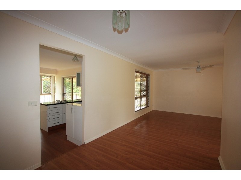 15 Adam St, Oxenford QLD 4210