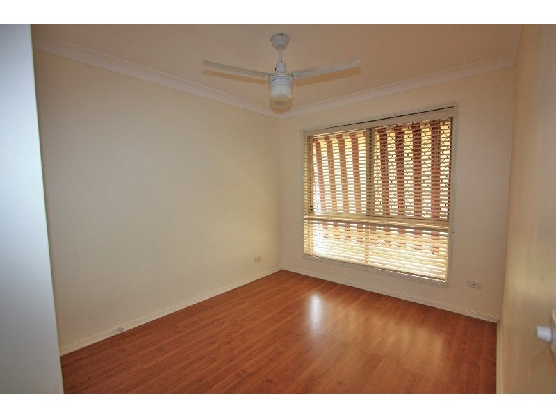 15 Adam St, Oxenford QLD 4210