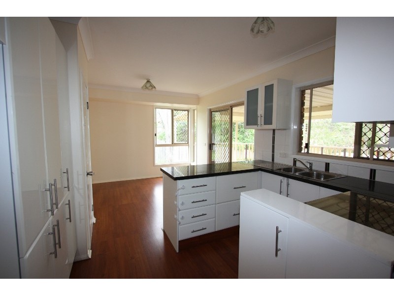 15 Adam St, Oxenford QLD 4210