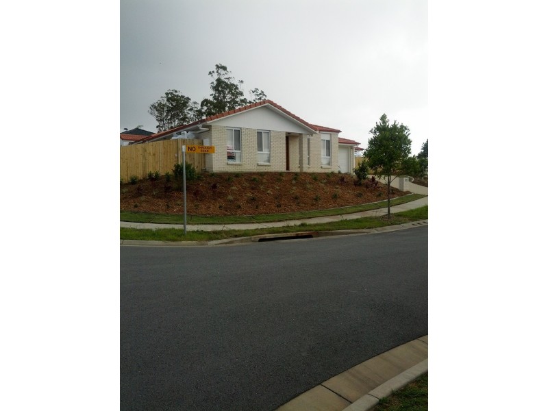 2 Castlereagh Close, Pacific Pines QLD 4211