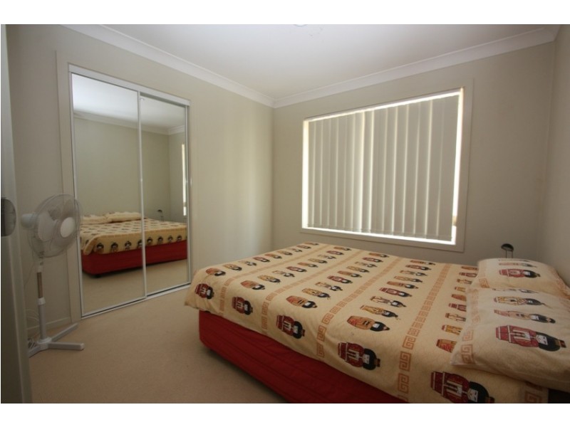 11 ERSKINE ST, Upper Coomera QLD 4209