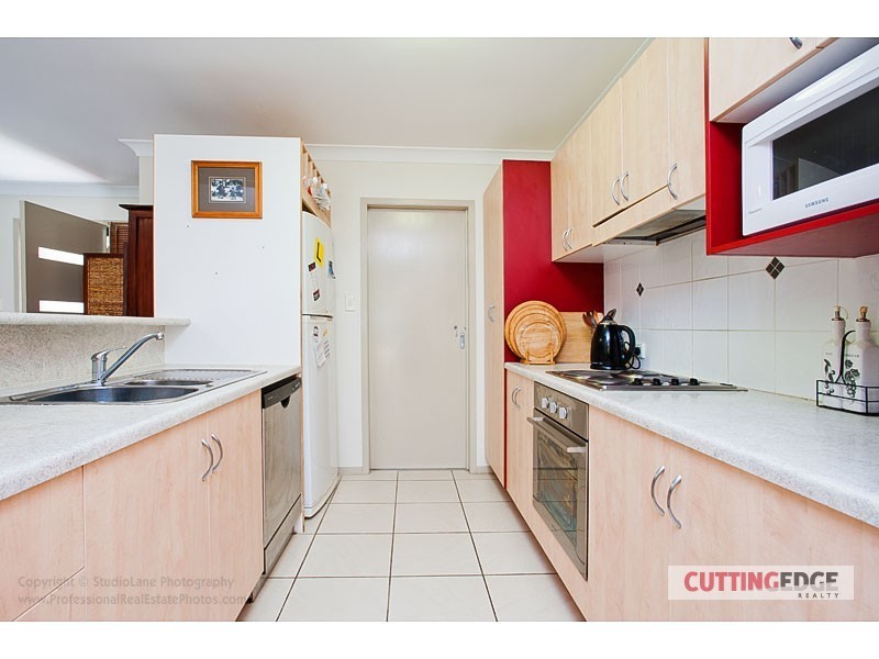 10/136 Pacific Pines Blvd, Pacific Pines QLD 4211