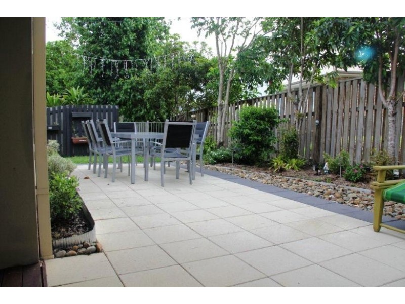 4/60 ANCONA ST, Carrara QLD 4211